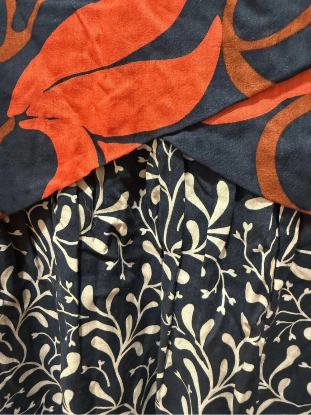 ANTHROPOLOGIE VANESSA VIRGINIA Top Size 4 Tunic Black Cream Red Print EXC Rayon